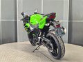 2025 Kawasaki Ninja 400, зелёный, 677000 рублей - вид 6