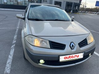 2006 Renault Megane II Рестайлинг, бежевый, 540000 рублей, вид 1