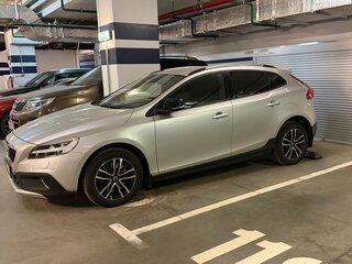 2018 Volvo V40 Cross Country I Рестайлинг, серый, 2200000 рублей, вид 2