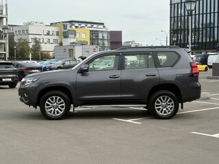 2017 Toyota Land Cruiser Prado 150 Series Рестайлинг 2, серый, 4149000 рублей, вид 2