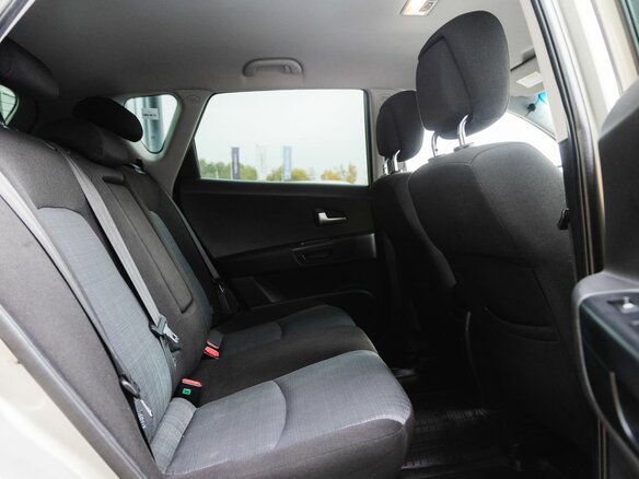 2010 Kia Ceed I Рестайлинг, серебристый, 600000 рублей - вид 11