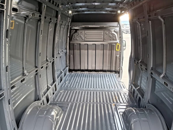 2026 Iveco Daily, серый, 16134583 рублей - вид 18