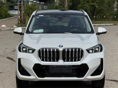 2026 BMW X1 Long 25Li xDrive III (U11/U12), белый, 5150000 рублей, вид 4