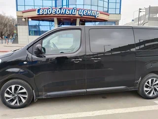 2022 Peugeot Traveller I, чёрный, 2500000 рублей, вид 4