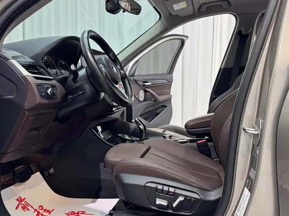 2022 BMW X1 Long 20Li sDrive II (F48) Рестайлинг, серебристый, 1660020 рублей - вид 10