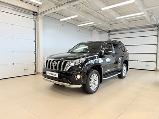 2017 Toyota Land Cruiser Prado 6-speed 150 Series Рестайлинг 1, чёрный, 4999900 рублей, вид 2