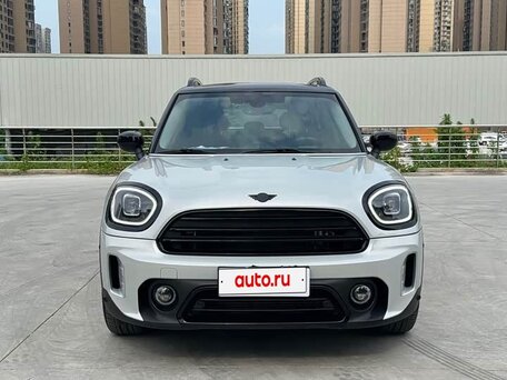 2023 Mini Countryman Cooper II Рестайлинг, серебристый, 2750000 рублей, вид 2