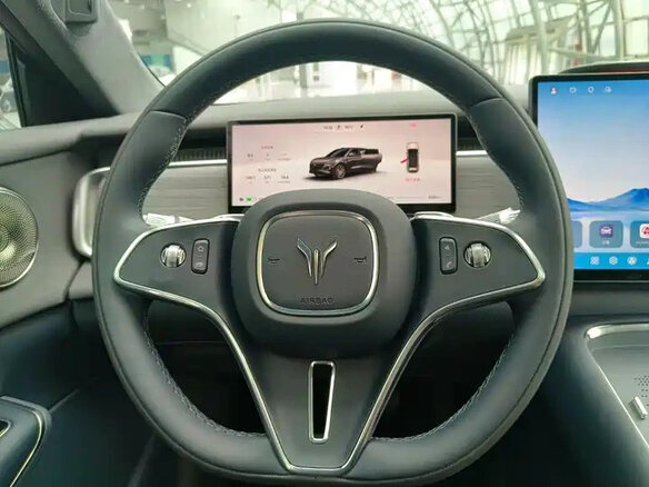 2025 Voyah Courage 81 kWh I Рестайлинг, чёрный, 4250000 рублей - вид 7