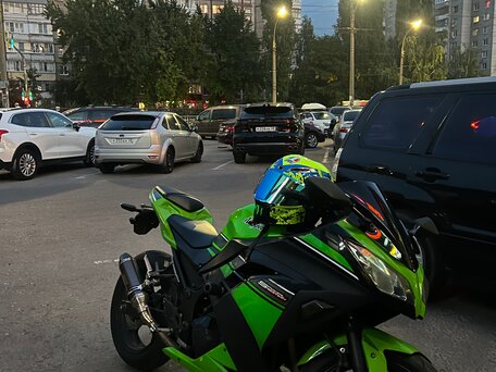2013 Kawasaki Ninja 300, зелёный, 370000 рублей, вид 3