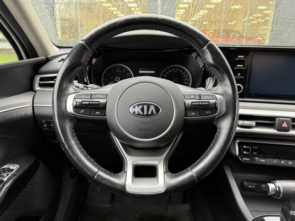 2021 Kia K5 III, белый, 2129000 рублей - вид 12