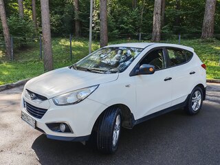 2013 Hyundai ix35 I, белый, 999999 рублей, вид 2