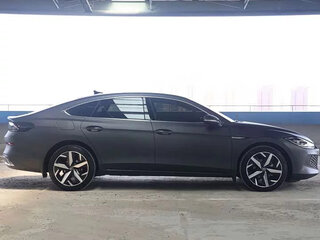 2023 Volkswagen Lamando L II, серый, 1960000 рублей, вид 4