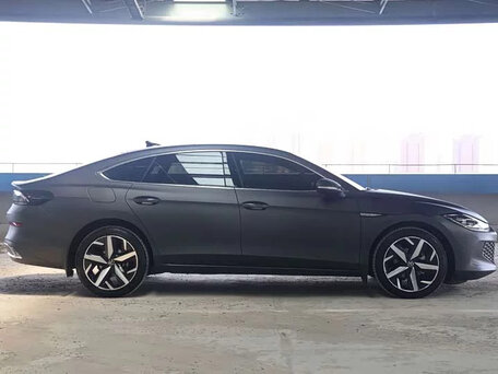 2023 Volkswagen Lamando L II, серый, 1960000 рублей, вид 4