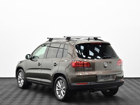 2015 Volkswagen Tiguan I Рестайлинг, коричневый, 1405000 рублей, вид 4