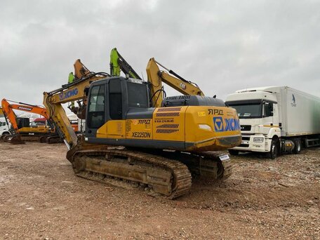 2021 XCMG XE225DN, жёлтый, 6749000 рублей, вид 4