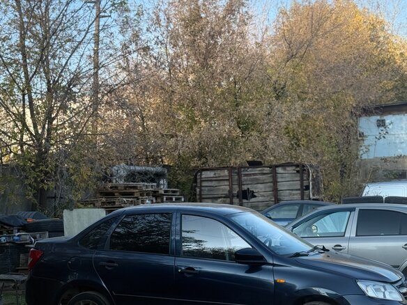 2012 Lada (ВАЗ) Granta I, серый