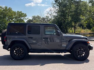 2021 Jeep Wrangler IV (JL), серебристый, 5250000 рублей, вид 4