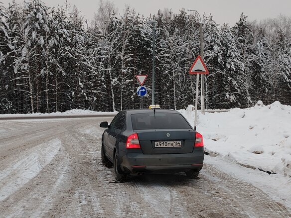 2012 Skoda Octavia II (A5) Рестайлинг, серый, 800000 рублей - вид 3