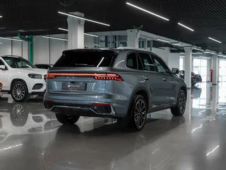 2025 Geely Monjaro (Xingyue L) I Рестайлинг 2 (China Market), синий, 4270000 рублей, вид 5