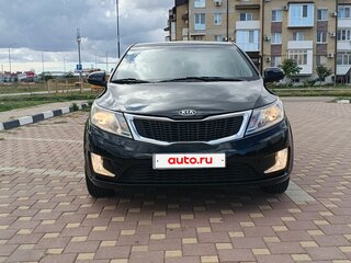 2012 Kia Rio 5-speed III, чёрный, 450000 рублей, вид 4
