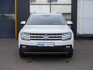 2018 Volkswagen Teramont I, белый, 2580000 рублей, вид 2