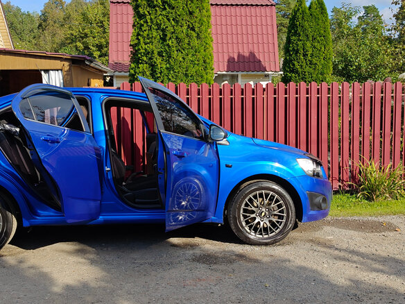 2013 Chevrolet Aveo II, синий, 830000 рублей - вид 4