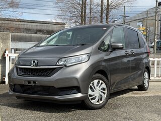 2023 Honda Freed II Рестайлинг, серебристый, 1051010 рублей, вид 3