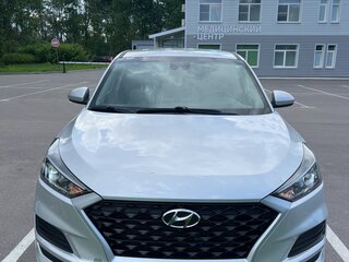 2019 Hyundai Tucson III Рестайлинг, серебристый, 2000000 рублей, вид 3