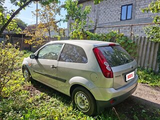 2007 Ford Fiesta Mk5, серебристый, 500000 рублей, вид 4