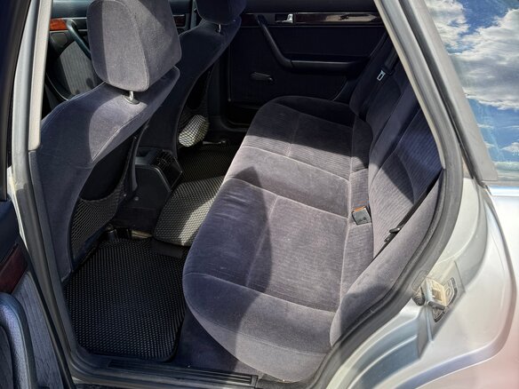 1995 Audi A6 I (C4), серебристый, 515000 рублей - вид 6