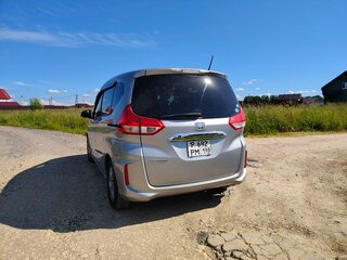 2016 Honda Freed II, серебристый, 1245000 рублей, вид 5