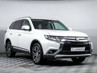 2018 Mitsubishi Outlander III Рестайлинг 2, белый, 2219000 рублей, вид 3