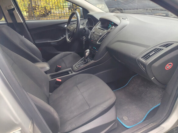 2016 Ford Focus III Рестайлинг, серебристый, 1200000 рублей - вид 20