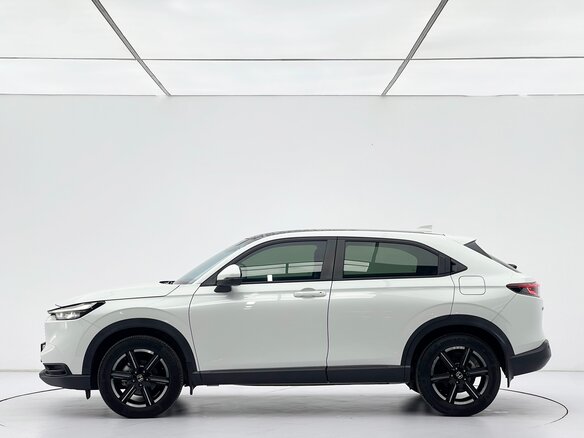 2023 Honda Vezel II, белый, 1695007 рублей - вид 7