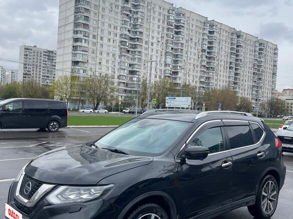 2018 Nissan X-Trail III Рестайлинг, чёрный, 2100000 рублей - вид 2