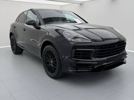 2020 Porsche Cayenne Coupé III, чёрный, 8450000 рублей, вид 3