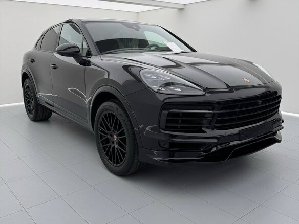 2020 Porsche Cayenne Coupé III, чёрный, 7850000 рублей - вид 2