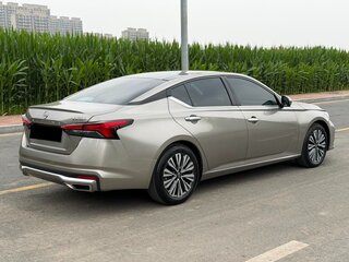 2023 Nissan Altima VI (L34) Рестайлинг, чёрный, 1995000 рублей, вид 5