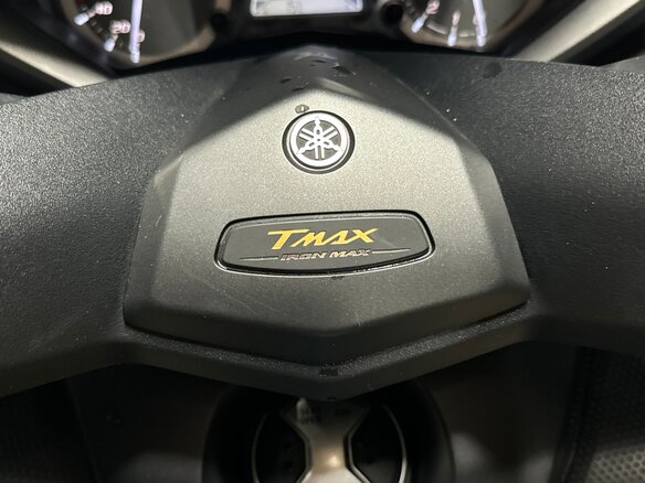 2015 Yamaha TMAX, чёрный, 730000 рублей - вид 12