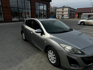 2010 Mazda Axela II, серебристый, 890000 рублей, вид 3