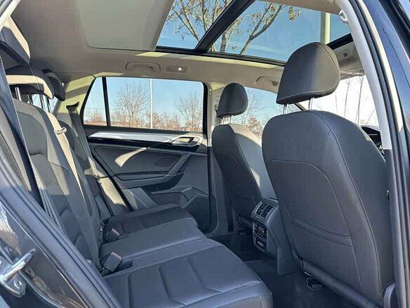 2022 Volkswagen Tayron I, коричневый, 2130000 рублей - вид 14