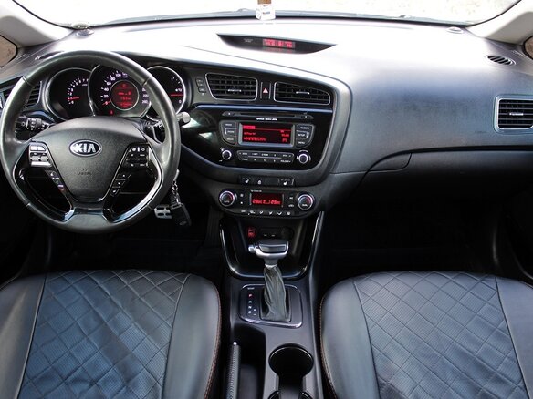 2015 Kia Ceed II, белый, 949000 рублей - вид 6