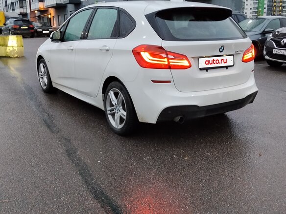 2015 BMW 2 серии Active Tourer 218i F45, белый, 1300000 рублей - вид 3