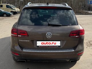 2014 Volkswagen Touareg II, коричневый, 2450000 рублей, вид 3