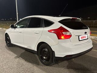 2014 Ford Focus III, белый, 400000 рублей, вид 5