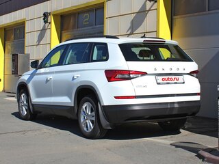 2021 Skoda Kodiaq I, белый, 2395000 рублей, вид 4