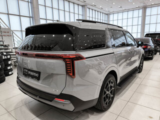2025 Kia Carnival IV Рестайлинг, серый, 5740000 рублей, вид 5