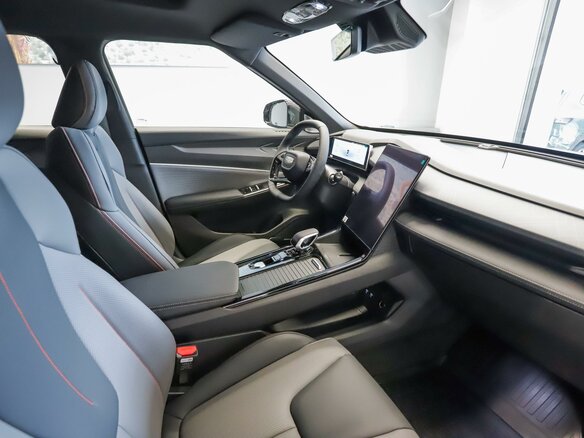 2026 Geely Cityray, серебристый, 3384990 рублей - вид 20