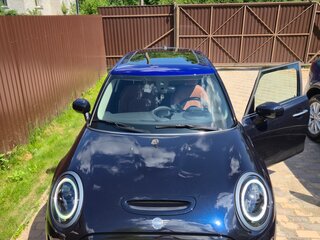 2021 Mini Hatch Cooper S III (F55/F56) Рестайлинг 2, синий, 3940000 рублей, вид 2