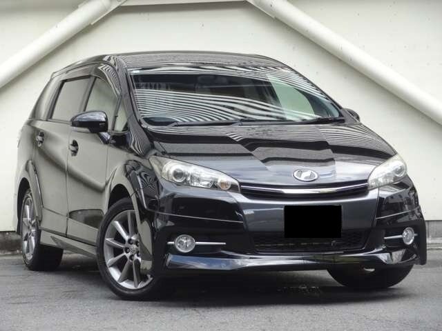 Открыть фотографии: Toyota Wish II Рестайлинг